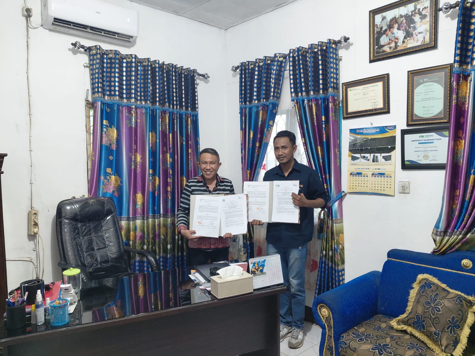 Tanda tangan PKS Perumda Air Minum Belu dan Bank NTT Cabang Atambua